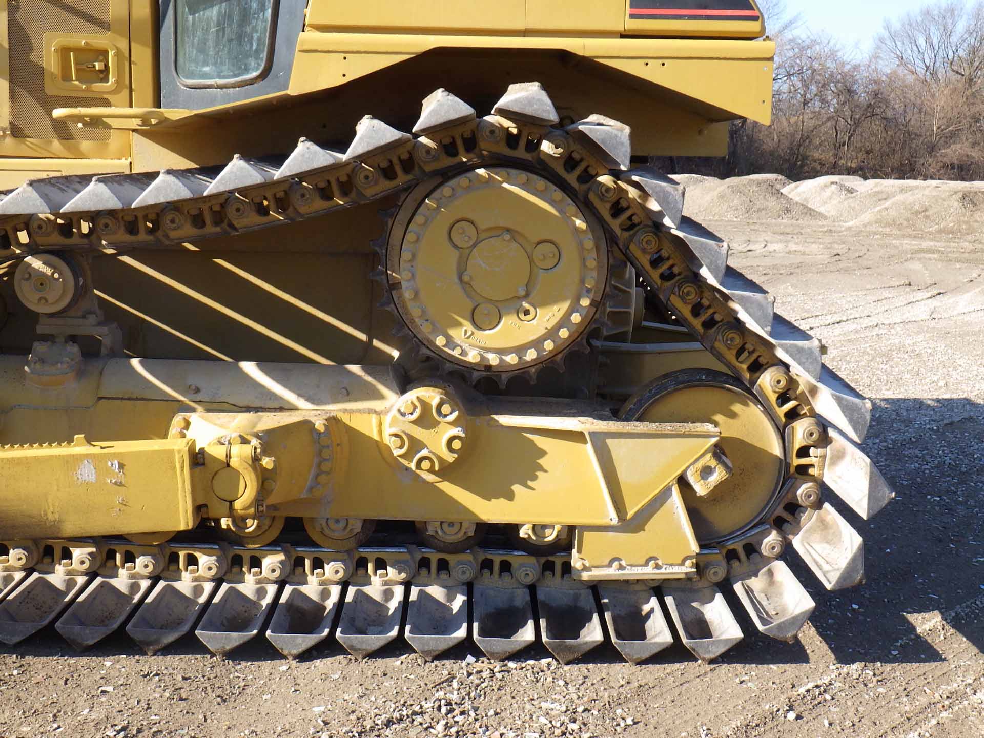 BULLDOZERS CAT D6R