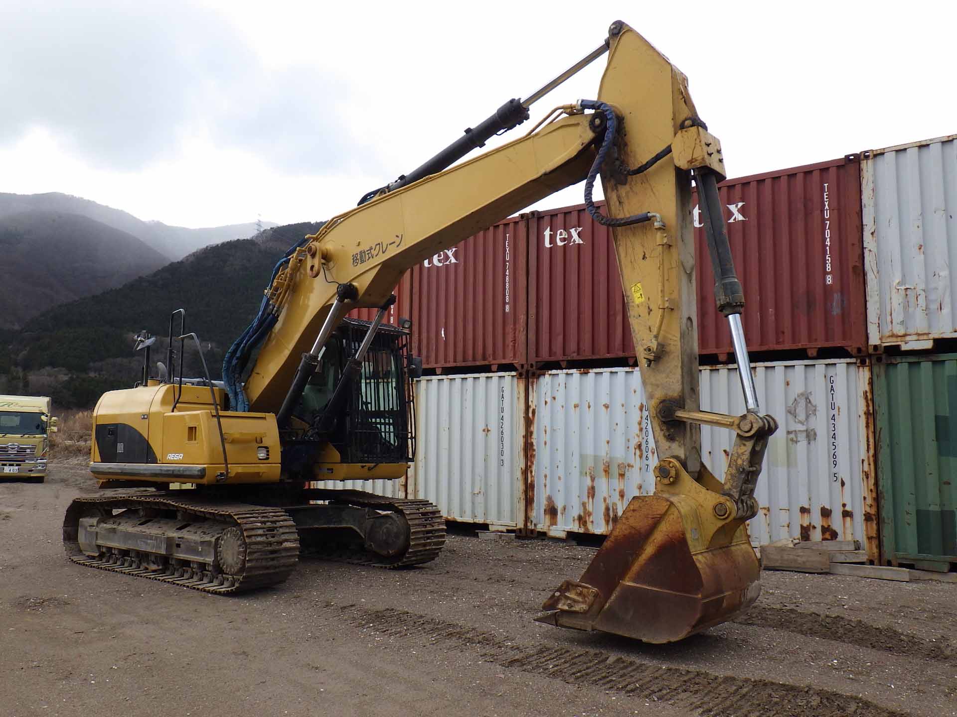 EXCAVATOR CAT 320DRR