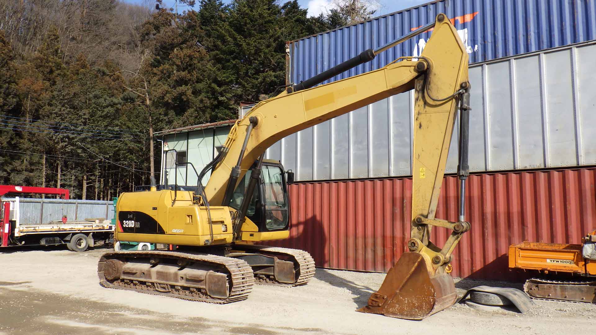 EXCAVATOR CAT 320DRR