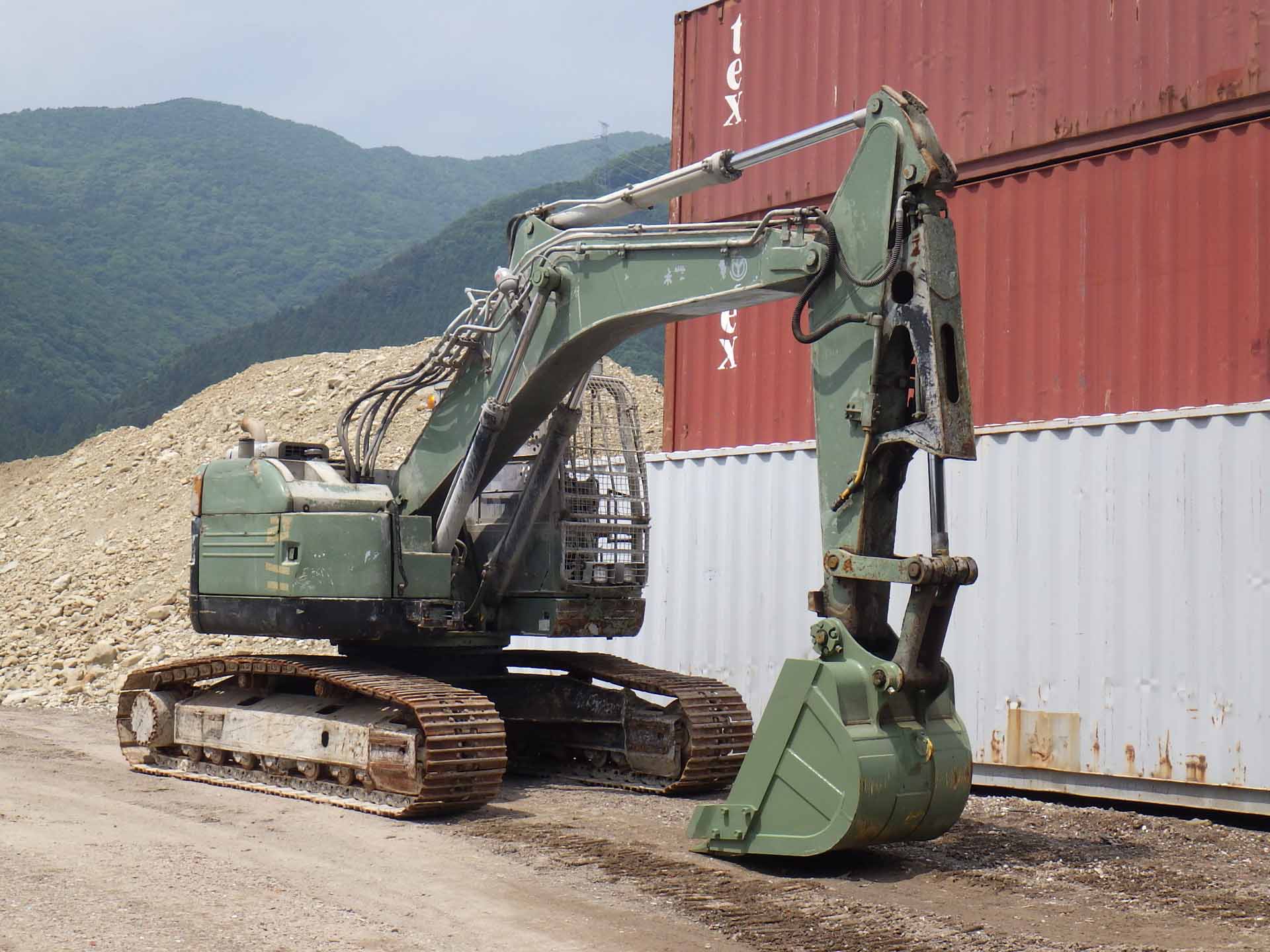 EXCAVATOR KOMATSU PC228US-3T