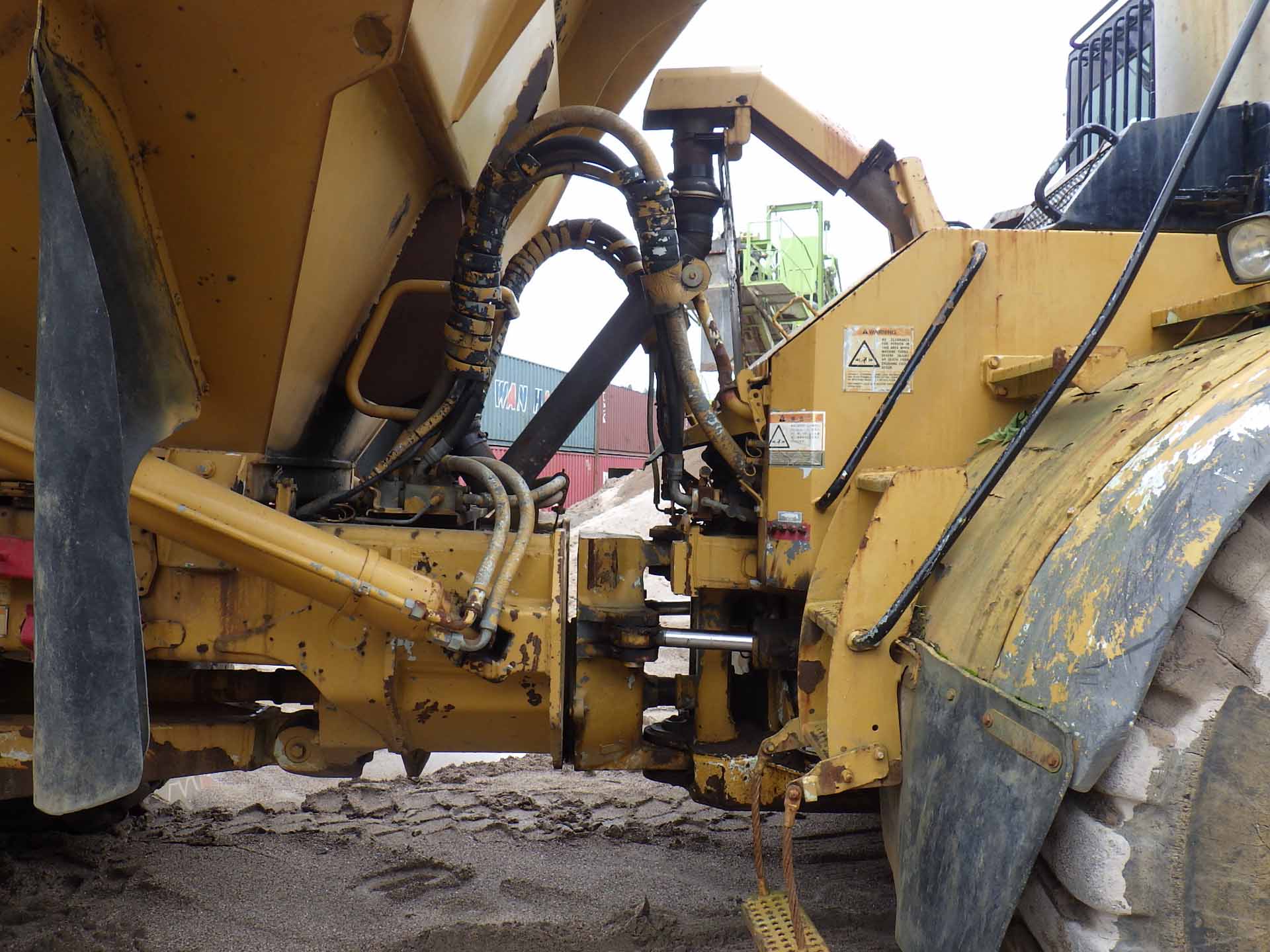 CAT D400E写真8