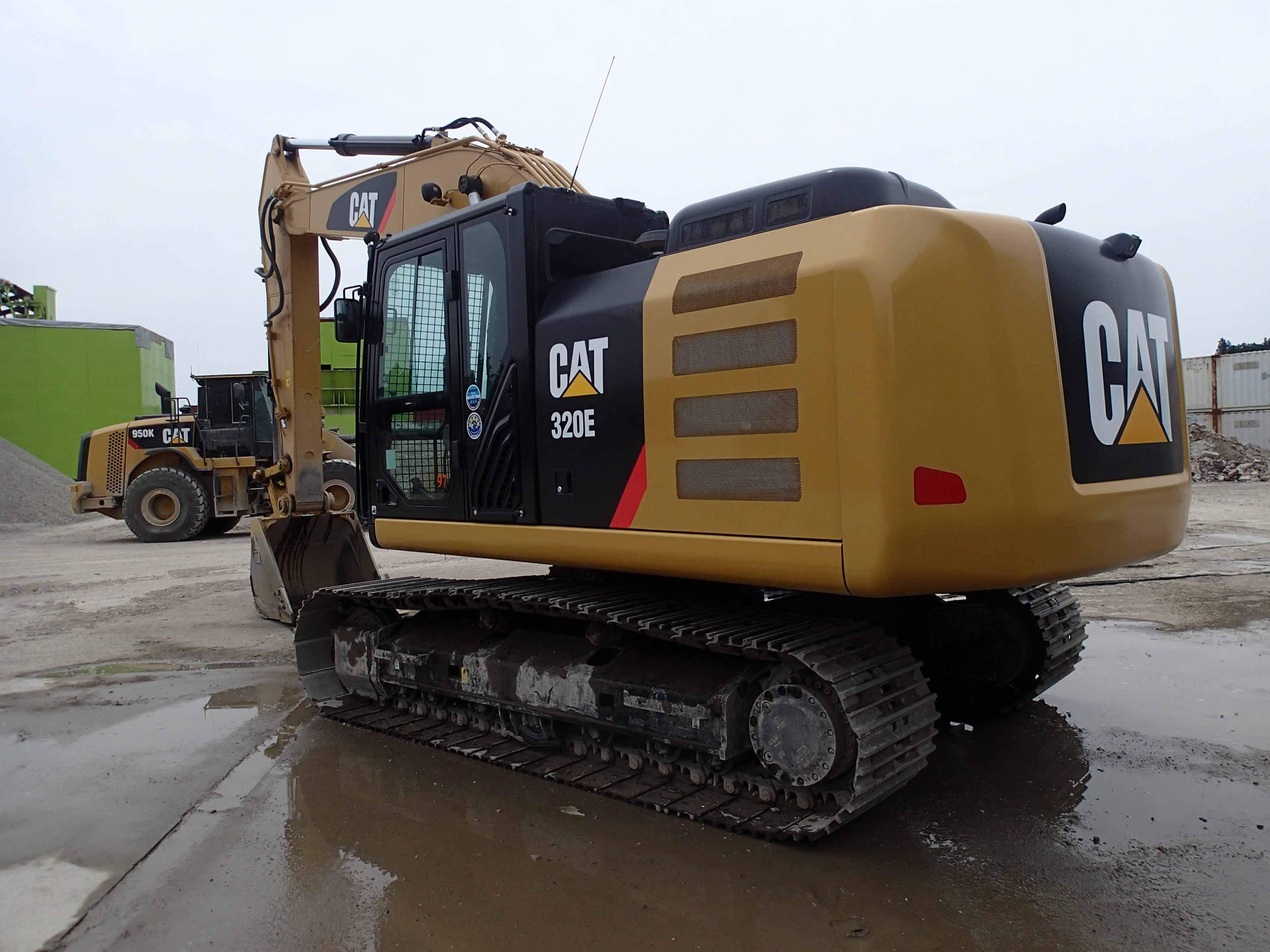 CAT 320E写真4